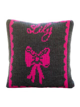 BOW & NAME PILLOW