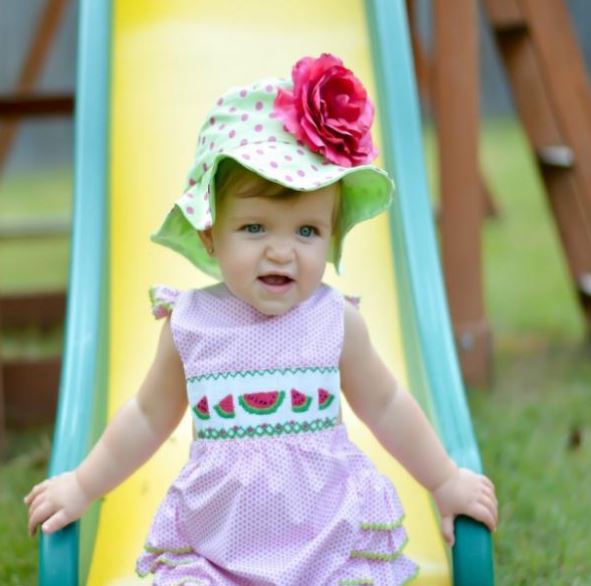 Light Aloe Sun Hat with Raspberry Large Rose