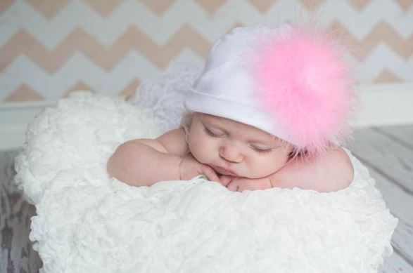 White Cotton Hat with Candy Pink Large regular Marabou